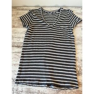 J Crew 100% Linen T-shirt Grey and white stripe Preppy Classic Size medium FLAW
